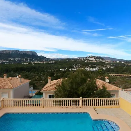 4-bedroom Mikaela With The Swimming Pool In