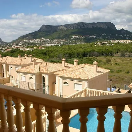 4-bedroom Mikaela With The Swimming Pool In * Calpe